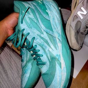 PUMA Mens Lmb X Mb.02 Jade Basketball Sneakers